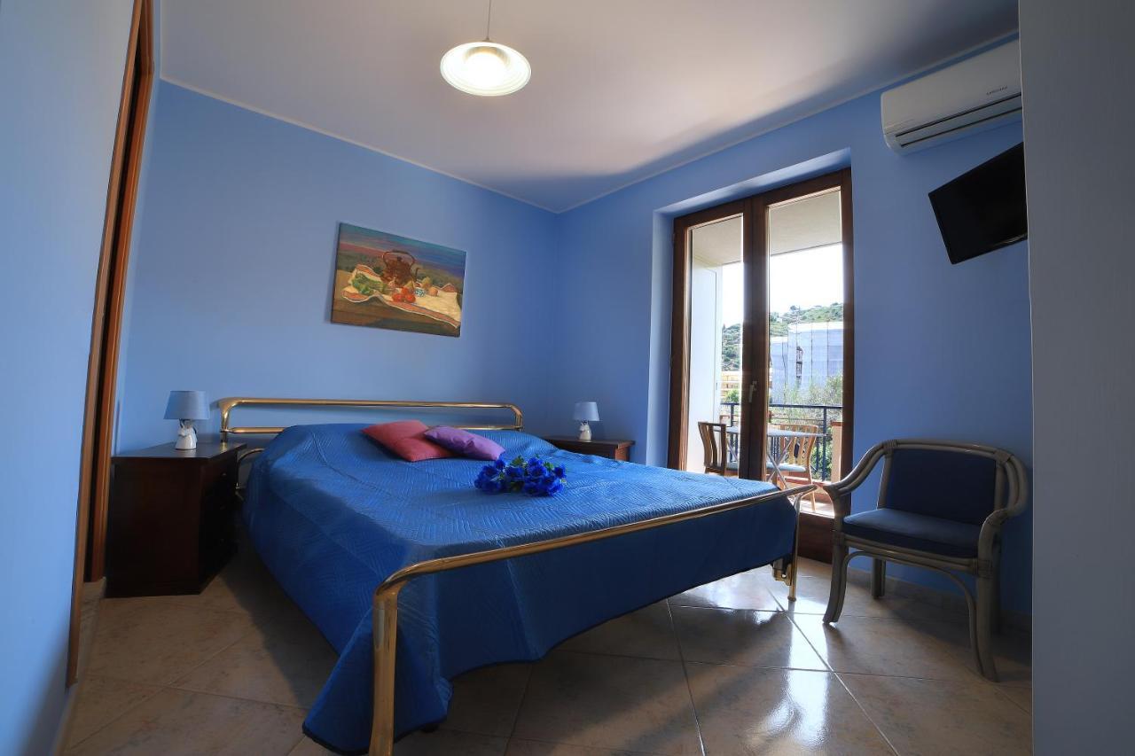 B&B Princess Room Capo d'Orlando Bagian luar foto