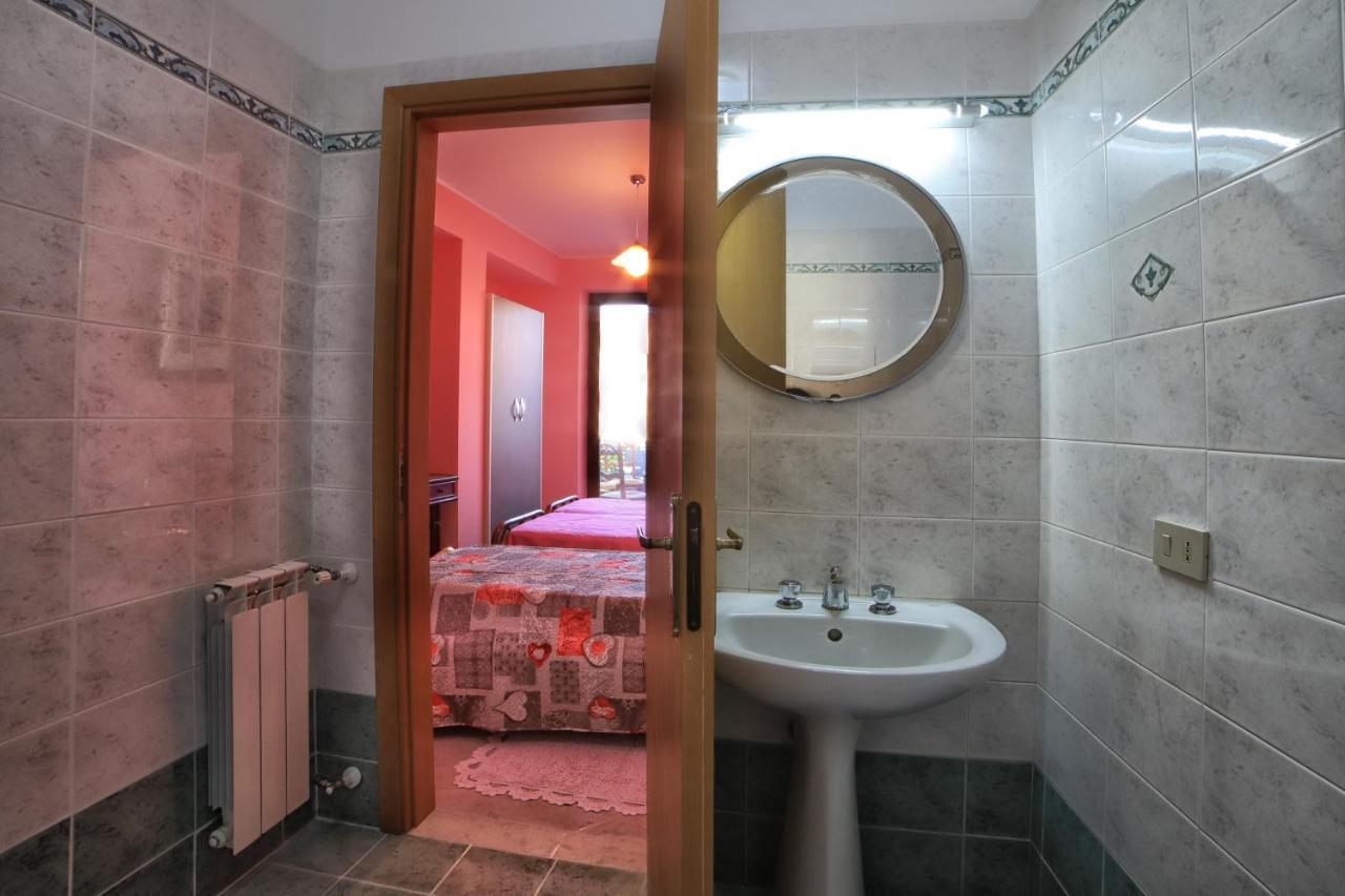 B&B Princess Room Capo d'Orlando Bagian luar foto